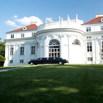 Stretchlimousine Palais